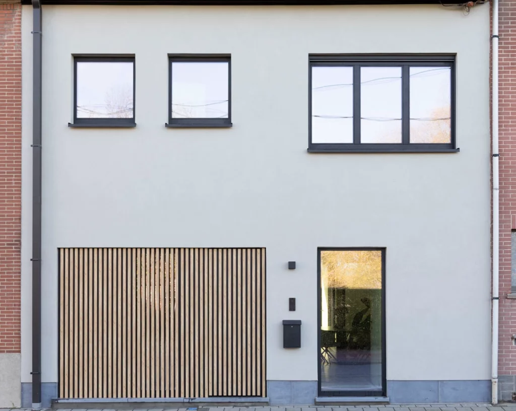 Maison mitoyenne à Desselgem - isolation de la façade avant